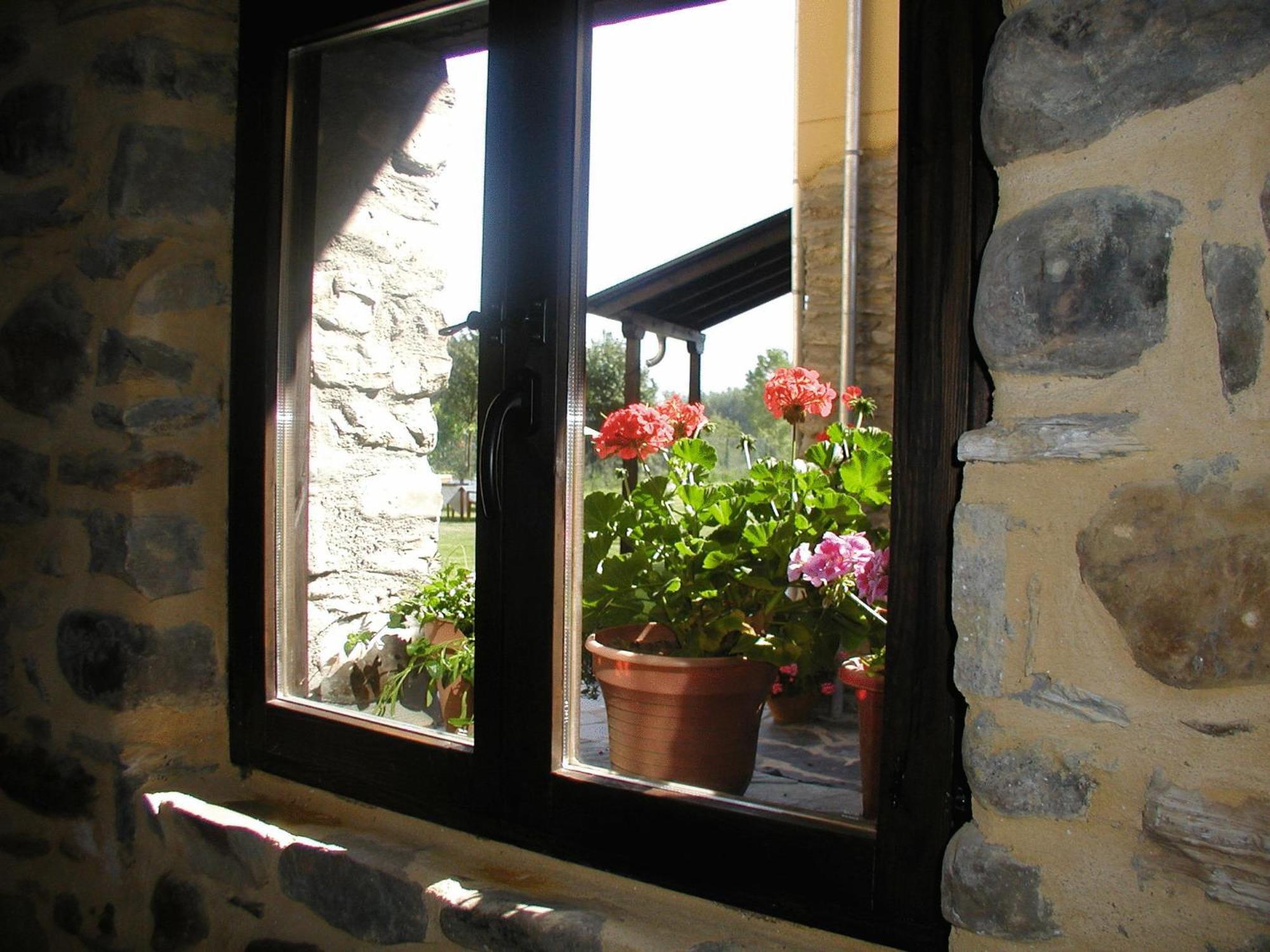 El Tiempo Recobrado - Hotel De Silencio Y Relax Villamartin de la Abadia Eksteriør billede